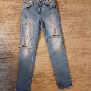 VIGOSSE DISTRESSED JEANS
